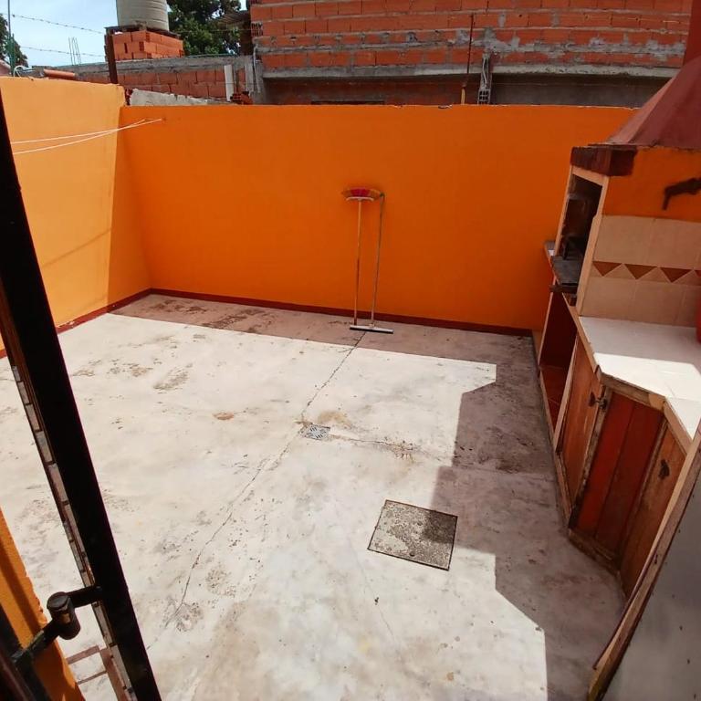 CASA FAMILIAR PARRILLA y Estacionam - Two-Bedroom House - 6