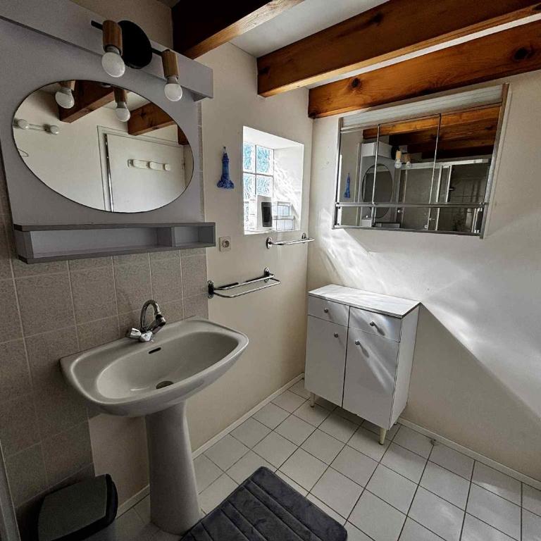 Maison calme à La Terrière, proche plage et commerces - FR-1-194-335 - Vacation Home - 7