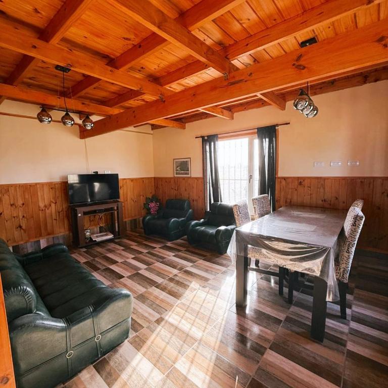 Alojamiento San Eduardo del Mar - Two-Bedroom House - 2