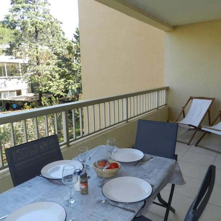 Appartement Moderne 2 pièces à Bormes - Terrasse et Parking - FR-1-251-925 - Apartamento - 1