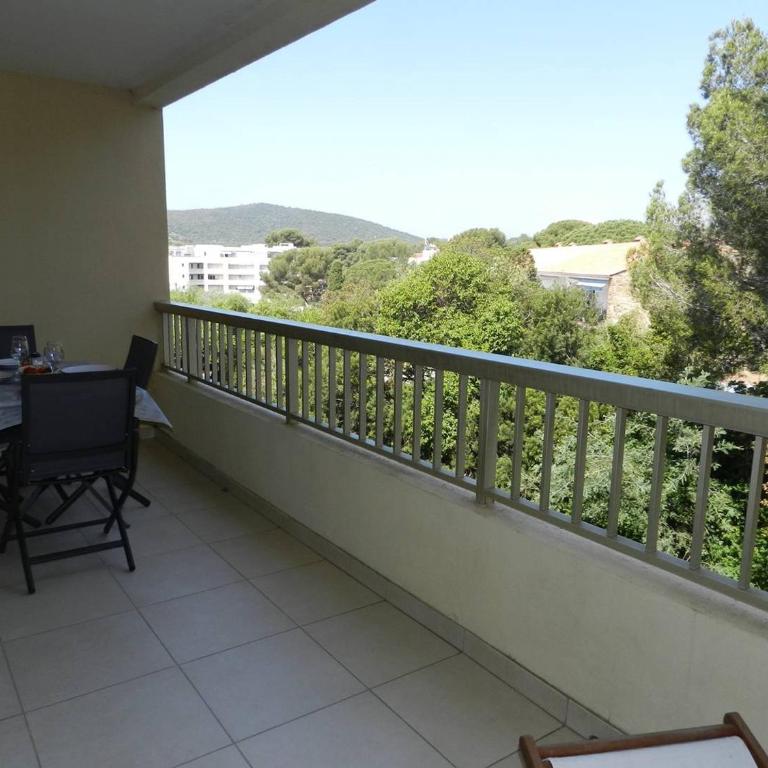 Appartement Moderne 2 pièces à Bormes - Terrasse et Parking - FR-1-251-925 - Apartamento - 8