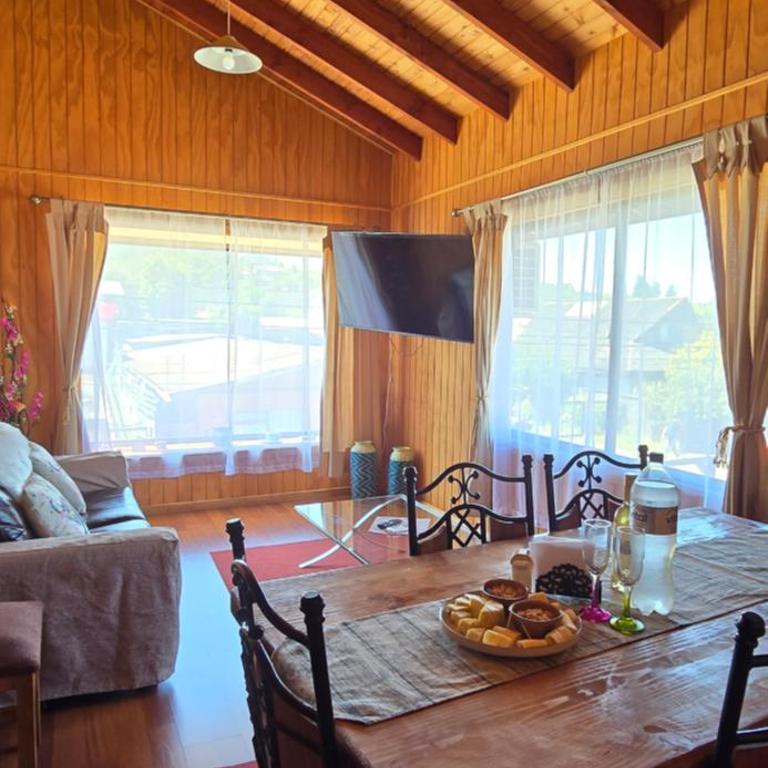 Las Bandurrias - Three-Bedroom House - 2