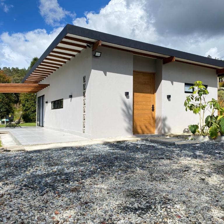 Santa Elena casa pino - Three-Bedroom House - 1