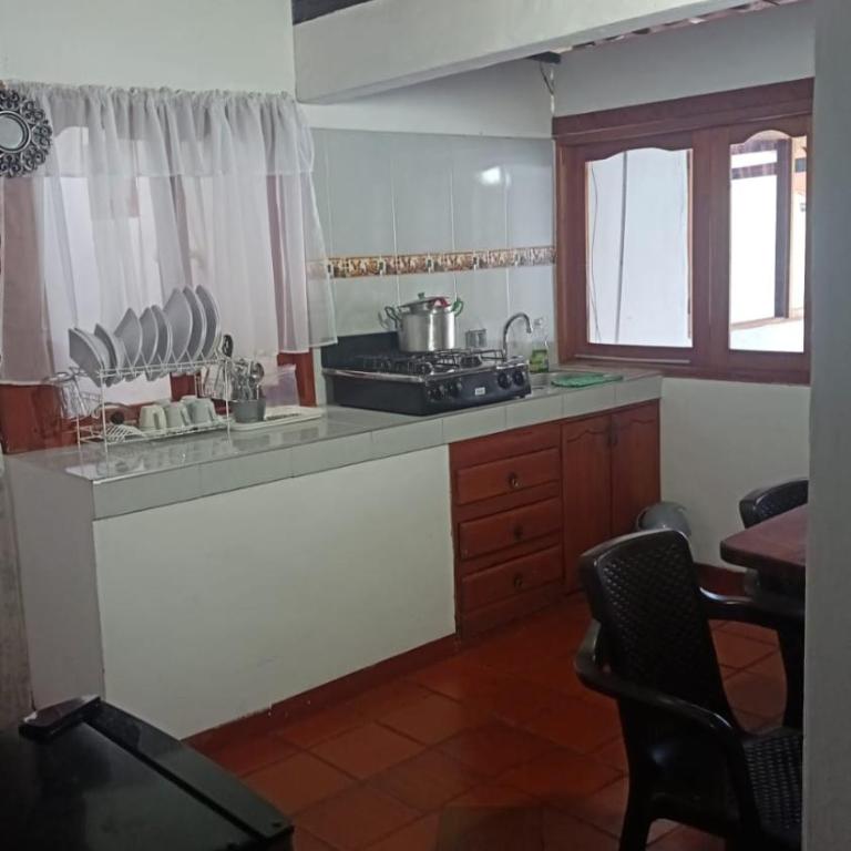 Apartahotel Casa de Angel - Superior Family Room - 6