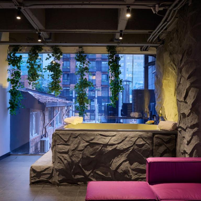 La Rock Club House - Three-Bedroom Deluxe Apartment - 23