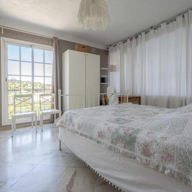 Luxury Villa with Jacuzzi in Les Issambres - Appartement 4 Chambres - 15