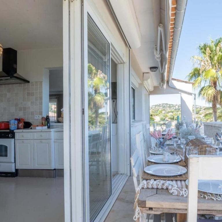 Luxury Villa with Jacuzzi in Les Issambres - Appartement 4 Chambres - 29