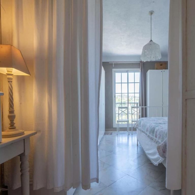 Luxury Villa with Jacuzzi in Les Issambres - Appartement 4 Chambres - 33