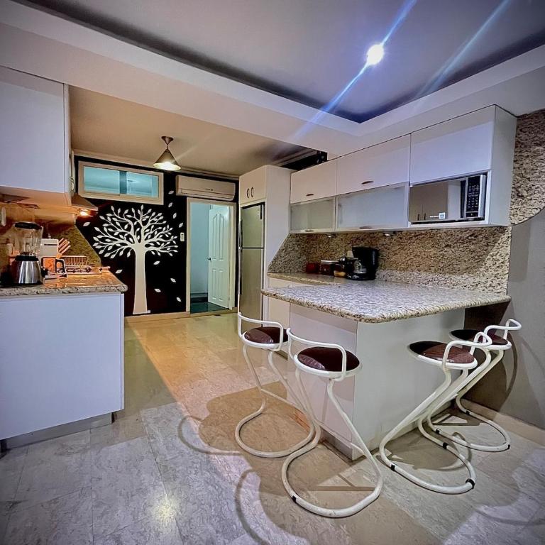 Cozy Apartment San Bernardino Caracas - Two-Bedroom Apartment - 1