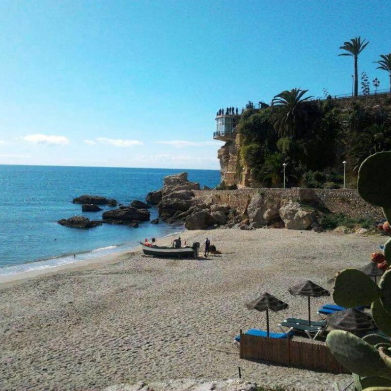 Apartamento Rio Marinas Nerja 46 - Apartamento con vistas a la piscina - 32