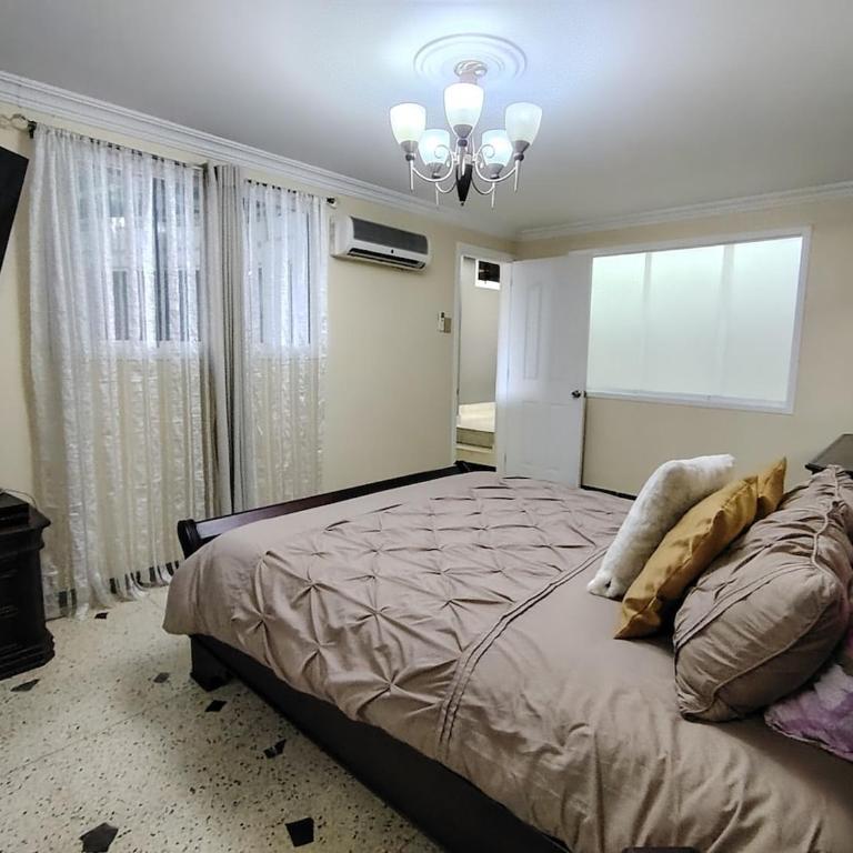 Cozy Apartment San Bernardino Caracas - Two-Bedroom Apartment - 18