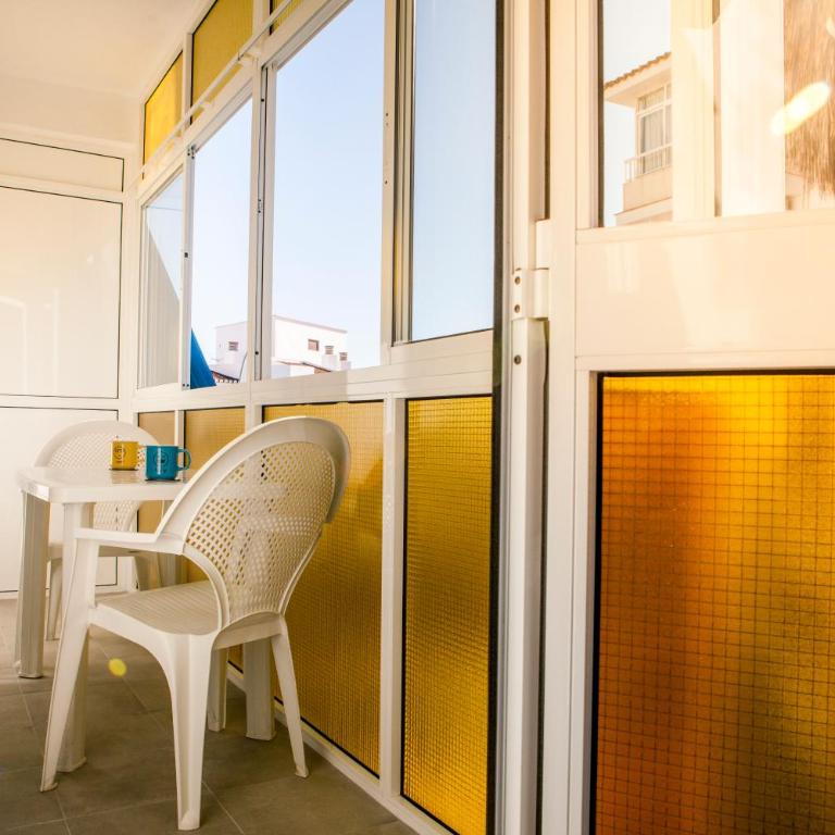 ¡A un paso de peatonal del Balcón de Europa! - One-Bedroom Apartment - 27
