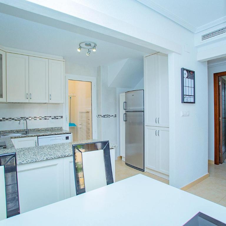 Altos Bahia Magic - Three-Bedroom House - 13