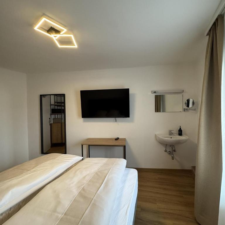 rooms11 - Doppelzimmer mit Gemeinschaftsbad - 4