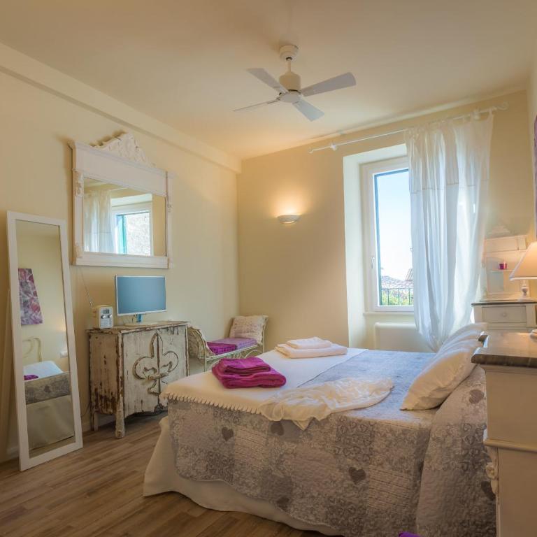 Viterbo Antica - centro storico - Appartamento Deluxe con 1 Camera da Letto - 13