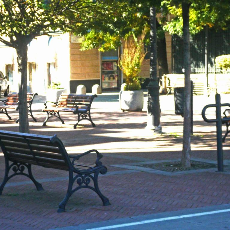 Centrale & Parking - Appartamento - 78