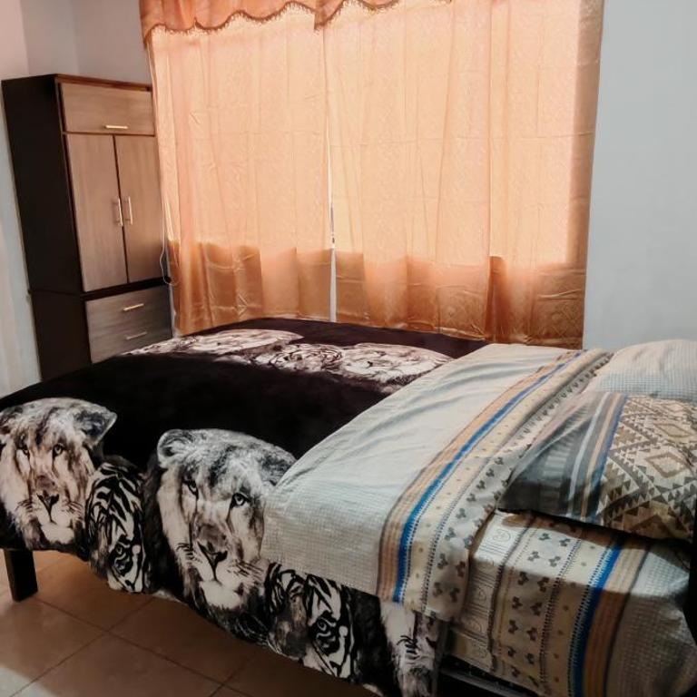 Ahries - Habitación Estándar - 1 cama grande - 1