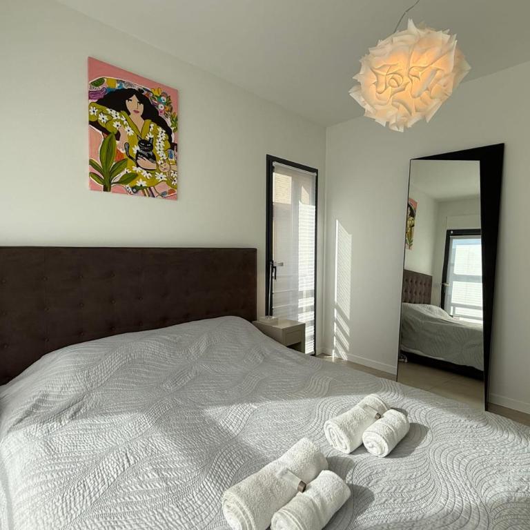 Superb apartment for 4 Sea view & terrace Private parking - Apartment - 9
