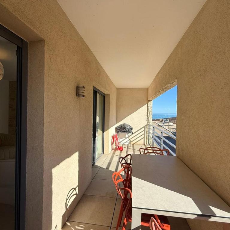 Superb apartment for 4 Sea view & terrace Private parking - Apartment - 2