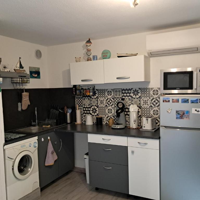 Studio 2 personnes proche des plages et commerces - Studio - 1