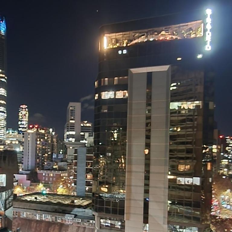 Departamento a pasos del Costanera Center - One-Bedroom Apartment - 1