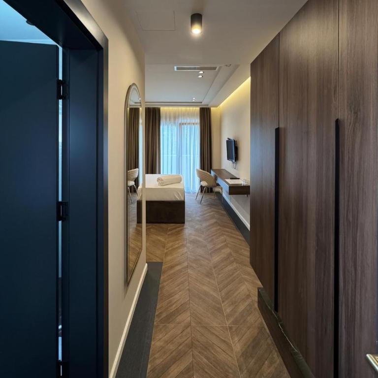 Spa&Hotel Studenac - Deluks Dvokrevetna Soba sa Bračnim Krevetom i Balkonom - 3