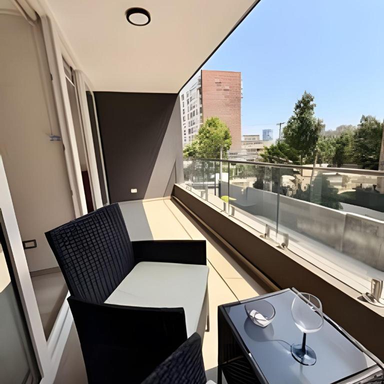 Luminoso 1D 1B en Las Condes con excelente ubicación - One-Bedroom Apartment - 34