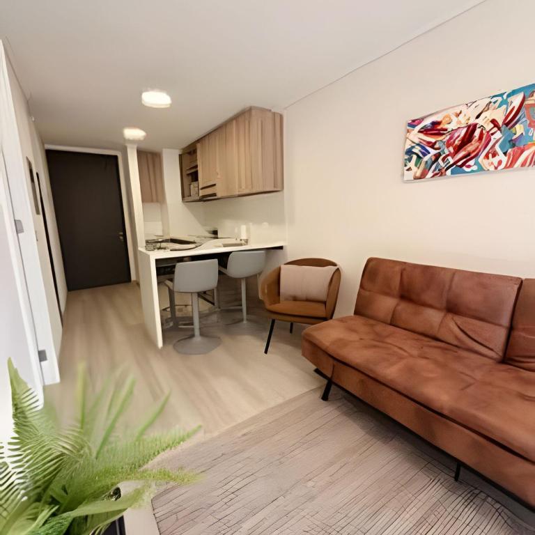 Luminoso 1D 1B en Las Condes con excelente ubicación - One-Bedroom Apartment - 44