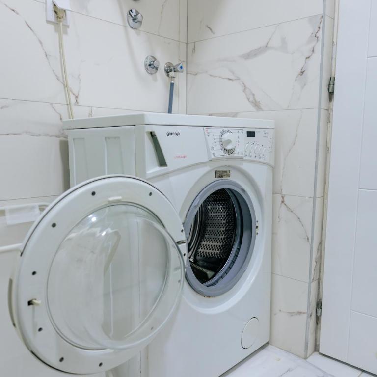 WellNest Niš Self Check-in & Parking I Moderan, miran apartman plus radni kutak - One-Bedroom Apartment - 23