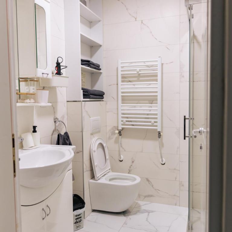 WellNest Niš Self Check-in & Parking I Moderan, miran apartman plus radni kutak - One-Bedroom Apartment - 24