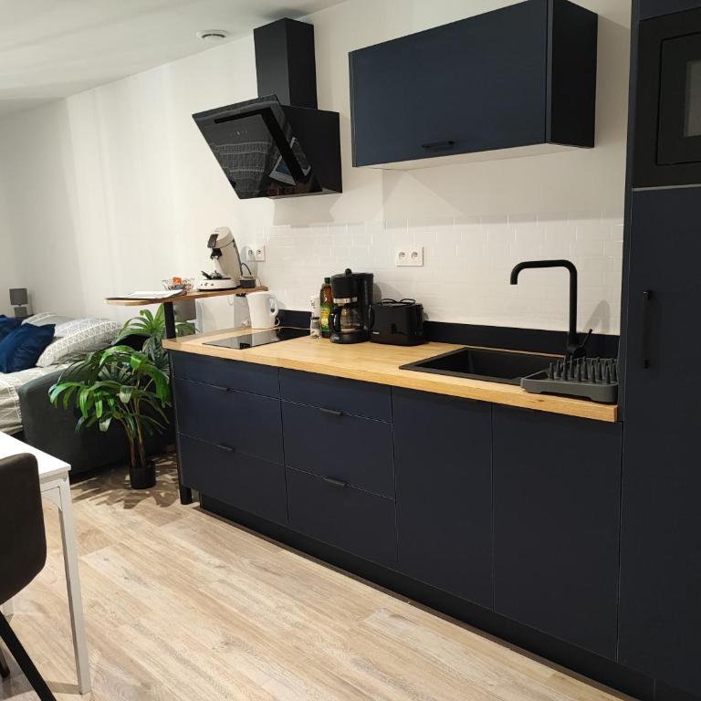 Studio à 150m du village - Appartement 1 Chambre - 8