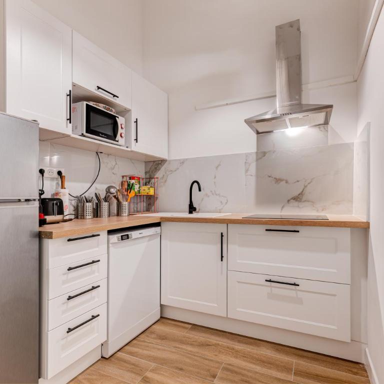 Vieille Ville - parking, 5 pers, AC, WIFI - Appartement 3 Chambres - 7