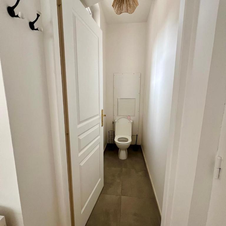 Superbe T2 avec Terrasse et parking privés en centre ville - Apartment mit 1 Schlafzimmer und Terrasse - 12