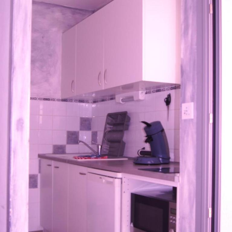 T1 - Belle Vue Panoramique - Studio with Balcony - 3
