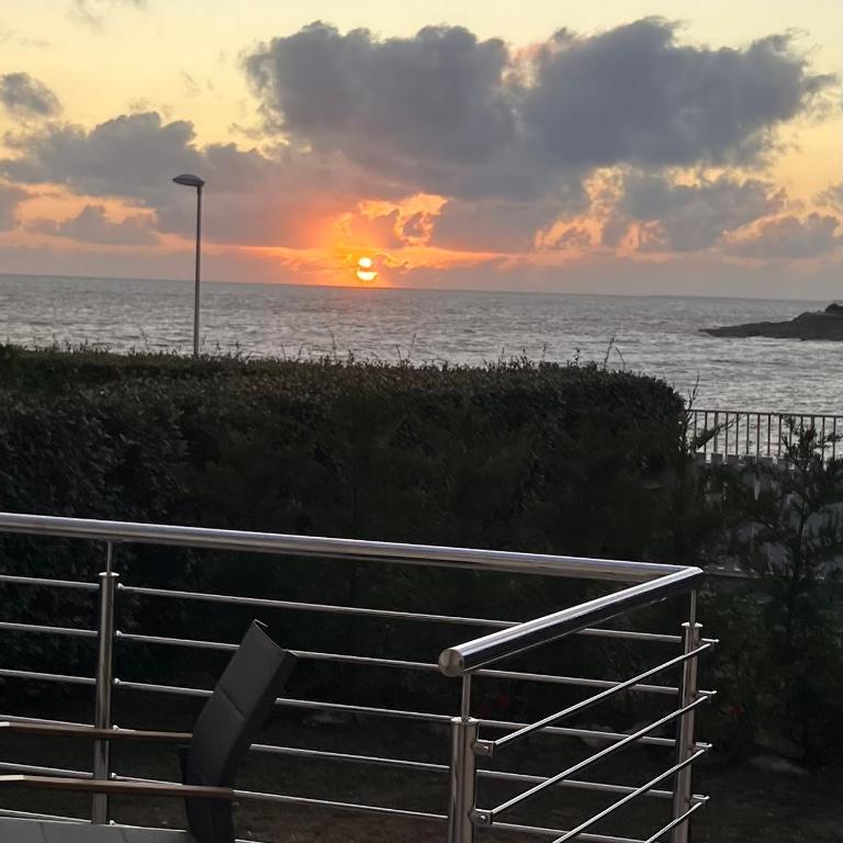 Devant la mer et la plage de ROYAN PONTAILLAC, 4chambres 2 à 8 personnes - Villa - 70