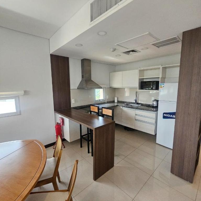 Miami Tower Premium Mariscal - Two-Bedroom Apartment - 2