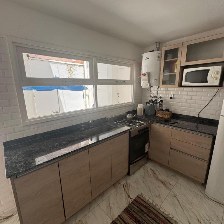 Casa 4 amb parque Luro - Three-Bedroom House - 6