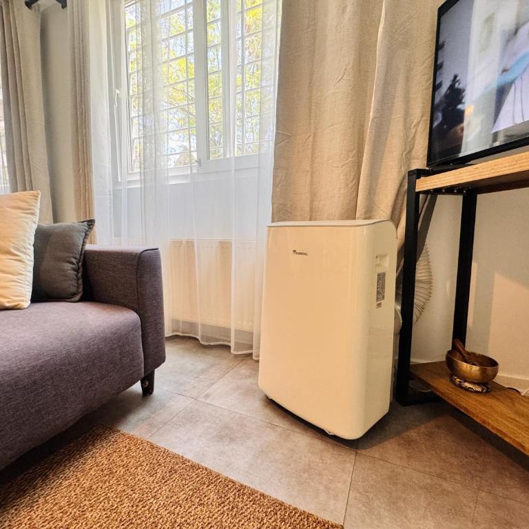 Premium apartment in front of Parque Arauco and highway - Two-Bedroom Apartment with Terrace - 14