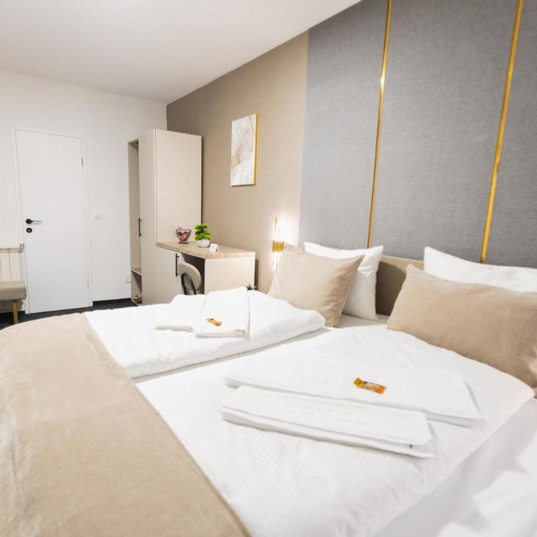 Central City Apartments Sarajevo Free Parking - Deluxe Double Studio - 19