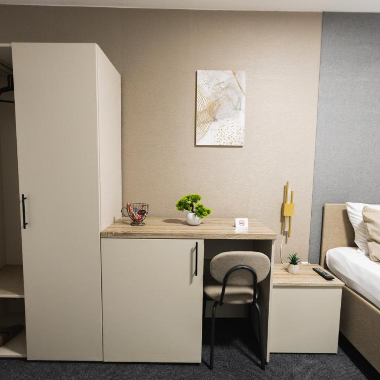 Central City Apartments Sarajevo Free Parking - Deluxe Double Studio - 18