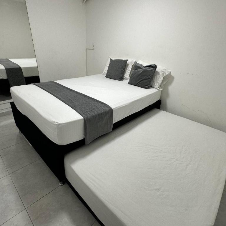Group stay 21 guests, WiFi 900 Mb - Vacation Home - 47