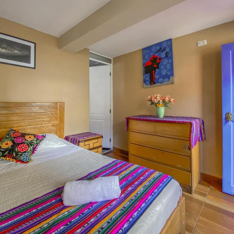 La Casa de Carmen - Hostal Familiar - Habitación Doble con baño privado - 3
