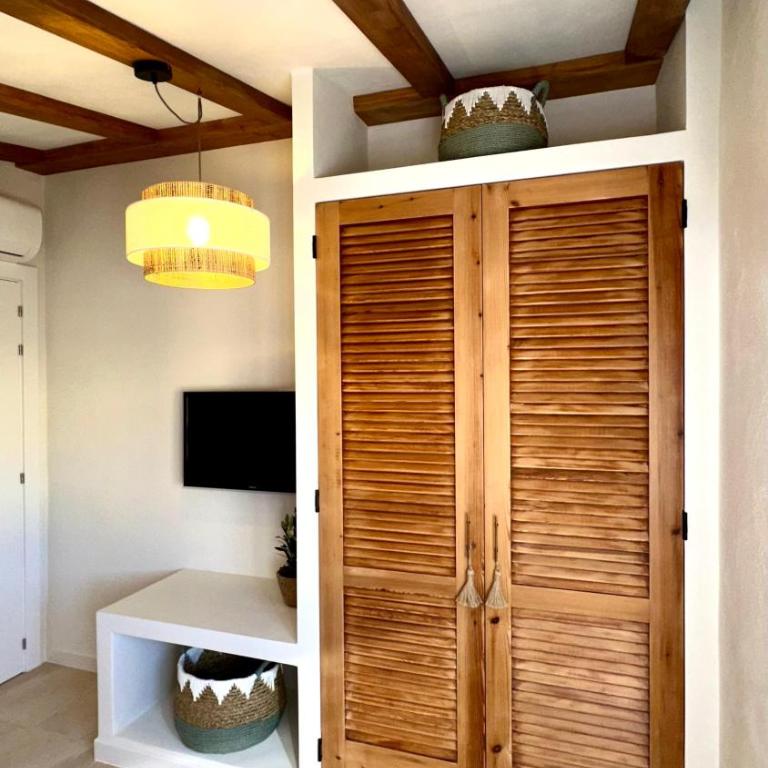 Casa Oliva - Three-Bedroom House - 22