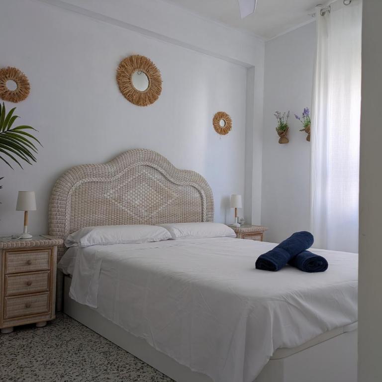 Apartamento Familiar con piscina y Garaje Playa de Gandía con vistas al mar - Apartamento de 3 dormitorios - 6