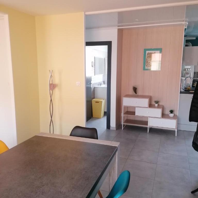 appartement proche du centre ville - Apartment mit 1 Schlafzimmer - 7