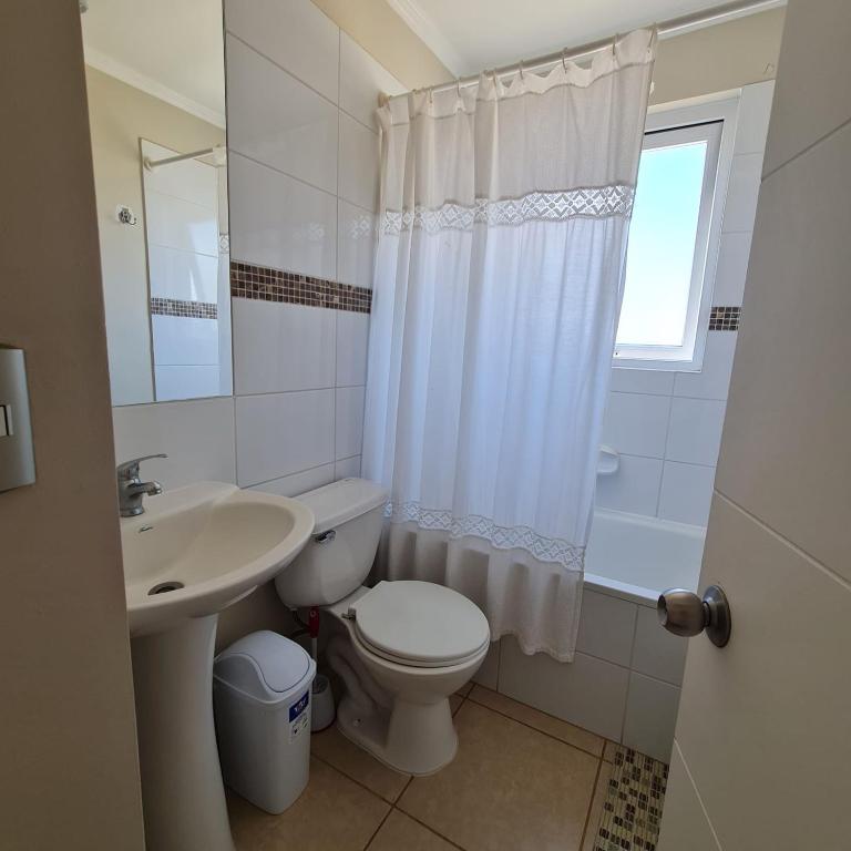 Casa alojamiento diario en La Serena - Three-Bedroom House - 9