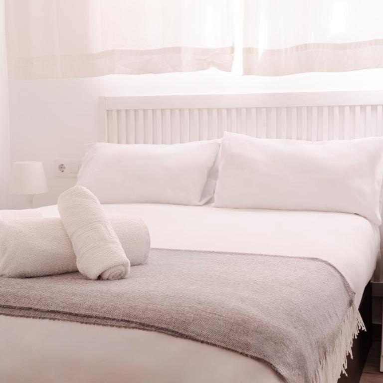 NOVAM Fuentecilla Guest Homes Malaga - One-Bedroom Apartment - 2