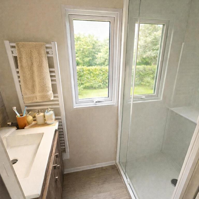 Mobil home Ty Brehat vue lac 2 chambres 4 personnes - Casa Mobile - 2