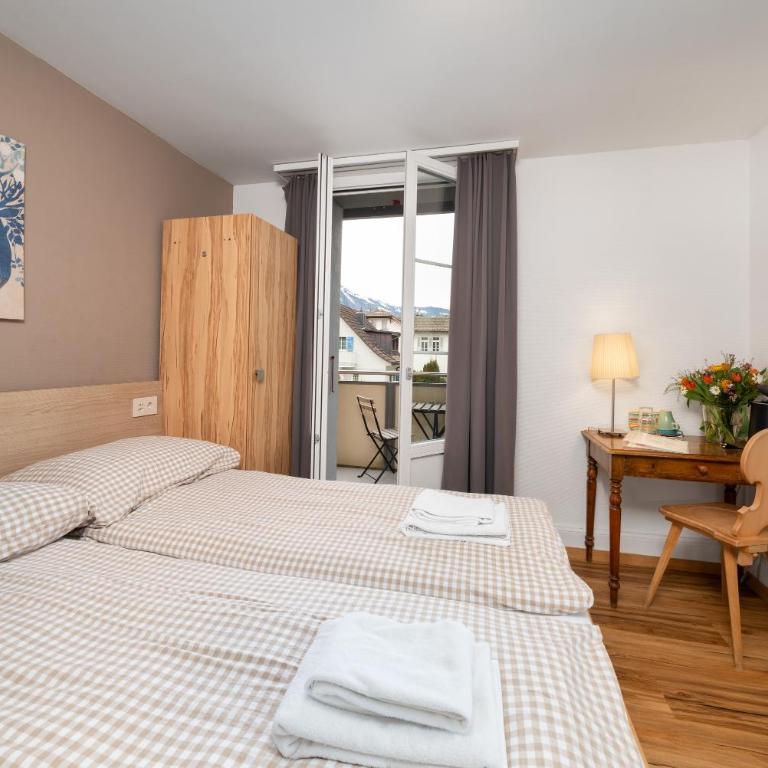 Interlaken Apartments - Budget Double Room without Kitchen - 9