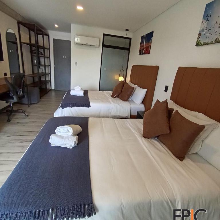 Epic Suite 510 Deluxe Airport - One-Bedroom Family Apartment - 26